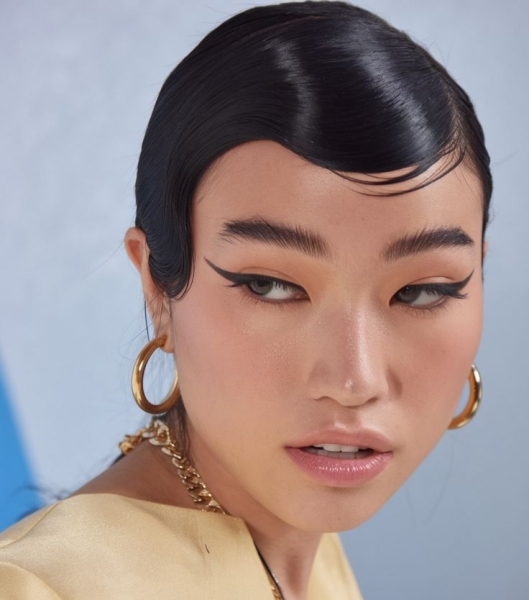16 Prom Hairstyles to try in 2025: Updos, Half-up Half-down and more!