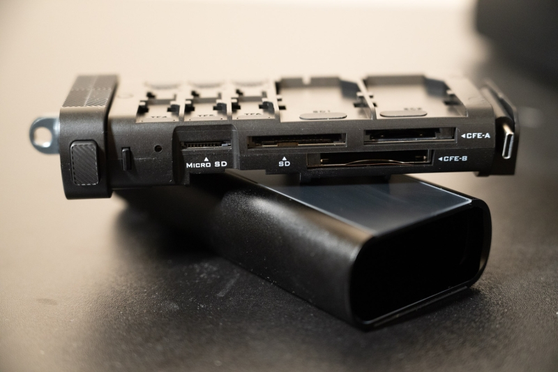 Freewell Pro Reader: A Fast, Versatile Reader With Bonus Storage