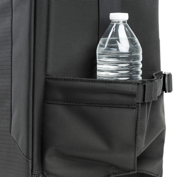 Meet the Roller Bag That Actually Delivers