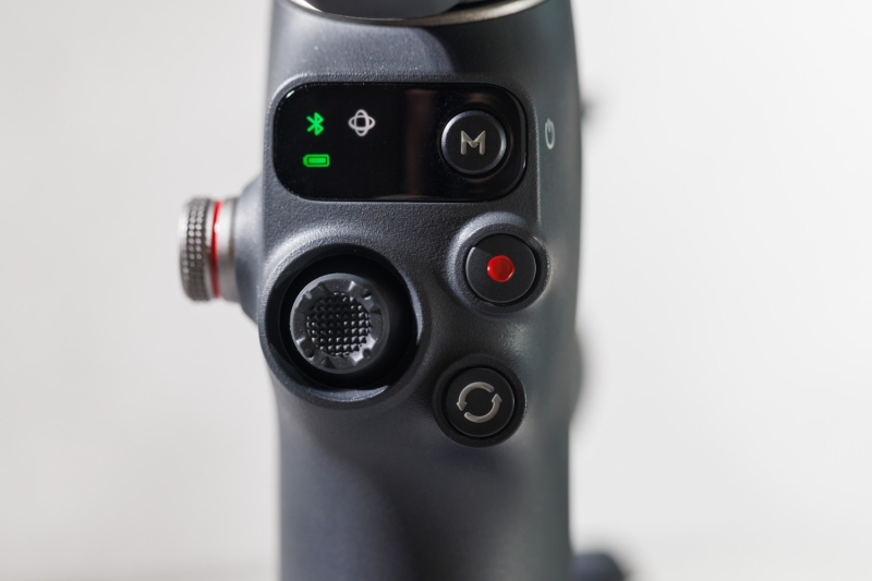 We Review the Latest DJI Osmo Mobile 7P Gimbal for Professional Smartphone Videographers