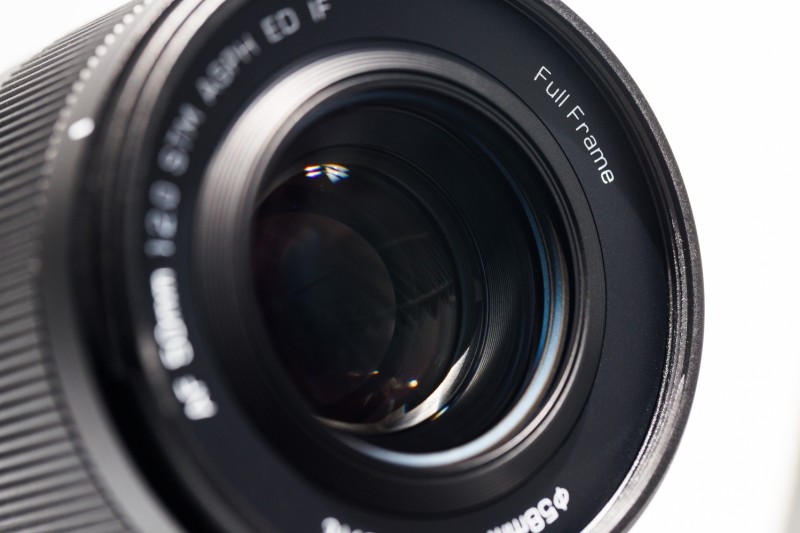 We Review the Viltrox AF 50mm f/2.0 Air Lens for Sony FE Mount