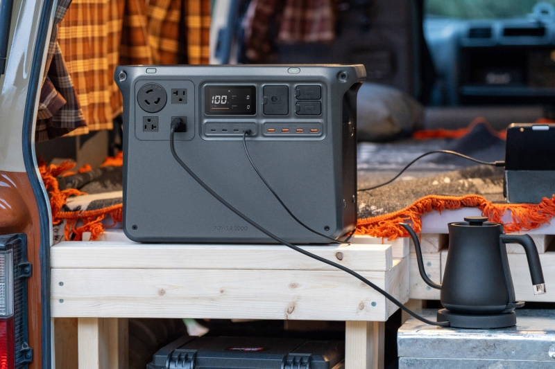 DJI Power 2000 Review: The Power Station for Drone Pilots (and Everyone Else?)