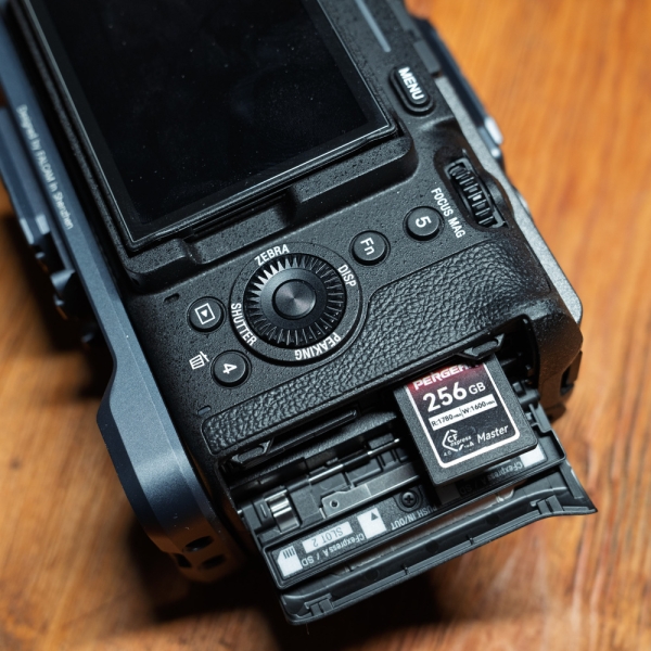 Pergear's New Master CFexpress 4.0 Type A Card: Affordable Speed?
