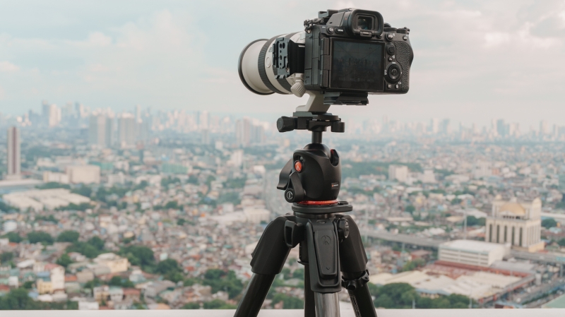 What Does a 50-Year Legacy of Making Reliable Tripods Look Like? A Look at the Manfrotto 055 and 190 Legacy Edition Tripods