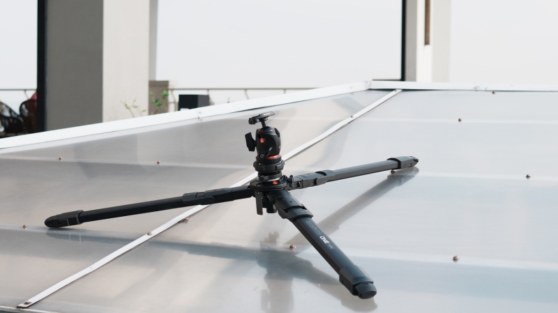 The Manfrotto ONE Offers to Be Your Tripod for Anything and Everything: Review and Demo
