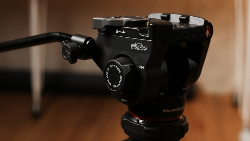 The Manfrotto ONE Offers to Be Your Tripod for Anything and Everything: Review and Demo