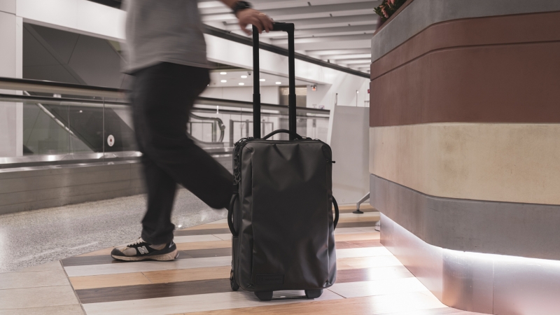 Traveling With Your Camera Gear? Let’s Take a Look at the WANDRD Transit Carry-on Roller