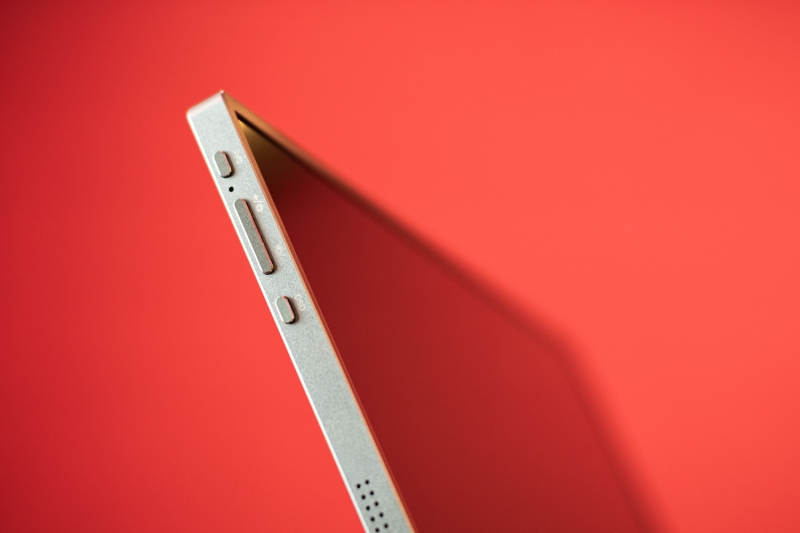 We Review the Arzopa Z3FC 16.1-Inch: An Ultra-Portable Monitor for Photographers on Location