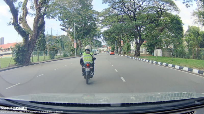 We Review the Baseus PrimeTrip VD1 Pro: Hardwire-Free Parking Protection Dash Cam for Photographers on the Go