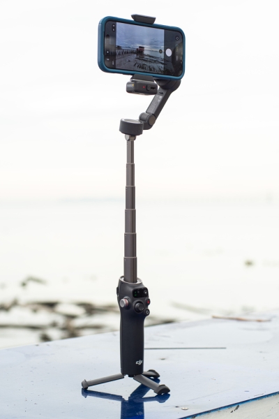 We Review the DJI Osmo Mobile 8, a Much-Needed Update for Smartphone Videographers