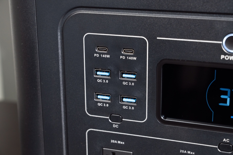 A 2,200 Wh Power Station for Under $700? The OUPES Exodus 2400