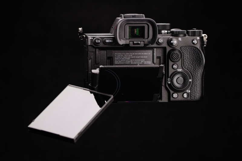 A Week in Aruba With the Sony a7 V: A Real-World Review