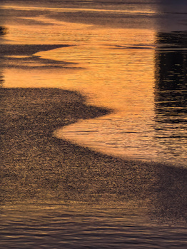 We Review Mate X7, the Latest Foldable Smartphone from Huawei, With Impressive Camera Technology.