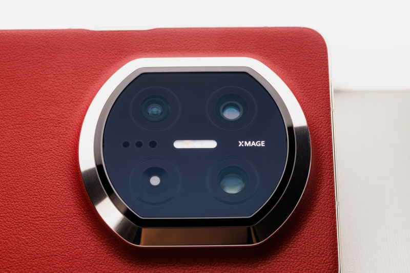 We Review Mate X7, the Latest Foldable Smartphone from Huawei, With Impressive Camera Technology.