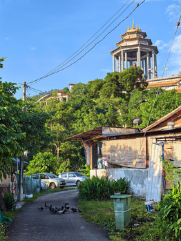 We Review Mate X7, the Latest Foldable Smartphone from Huawei, With Impressive Camera Technology.