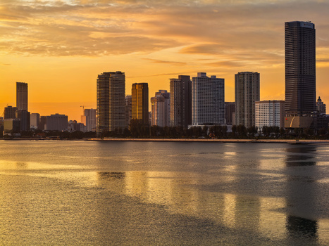 We Review Mate X7, the Latest Foldable Smartphone from Huawei, With Impressive Camera Technology.