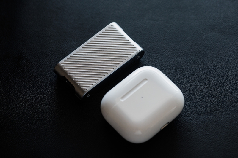 We Review Hohem&rsquo;s SSD-01: A Portable SSD Storage Expansion With Built-in Versatile Hub Designed for Today&rsquo;s Creative Needs