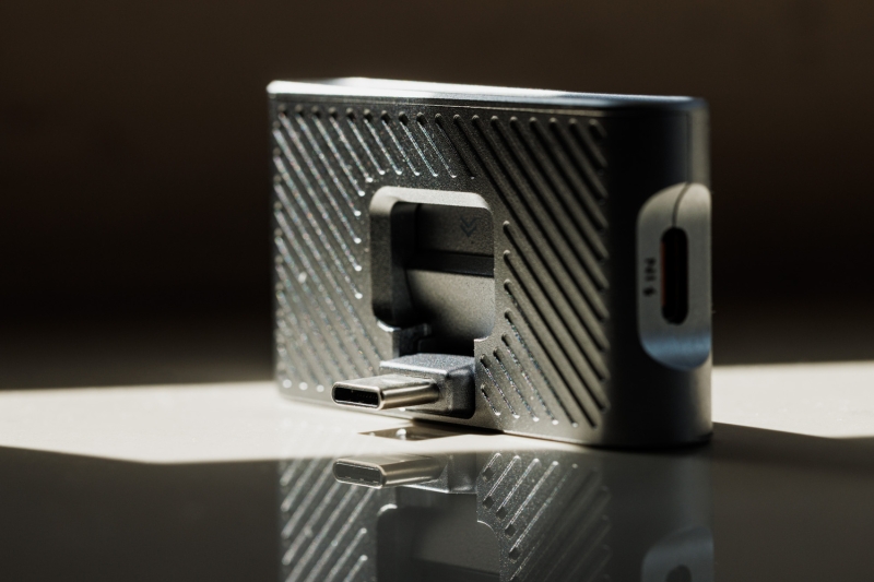 We Review Hohem&rsquo;s SSD-01: A Portable SSD Storage Expansion With Built-in Versatile Hub Designed for Today&rsquo;s Creative Needs