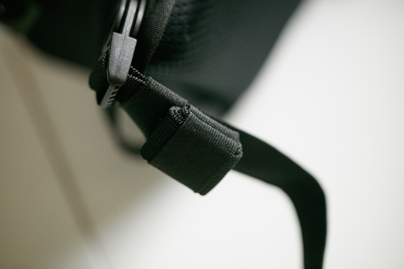 We Review the WANDRD ROGUE 6L Sling V2: Big Function in a Compact Sling