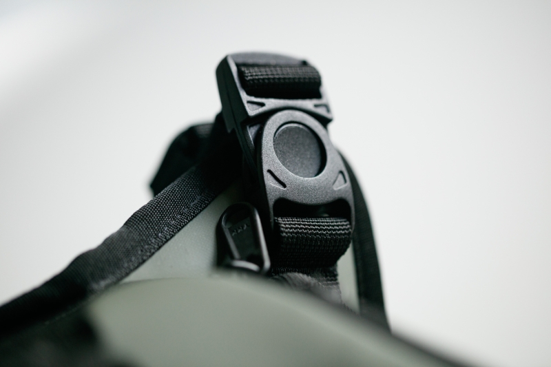 We Review the WANDRD ROGUE 6L Sling V2: Big Function in a Compact Sling